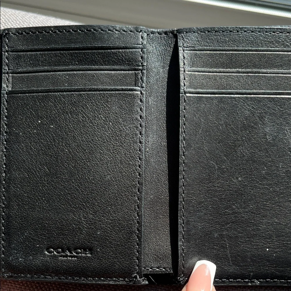 Coach Men's Black Smooth Leather Trifold Wallet